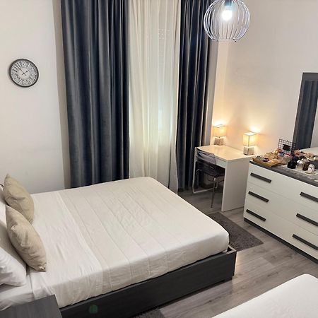 Zola Centro Bed & Breakfast Дзола Предоза Екстериор снимка